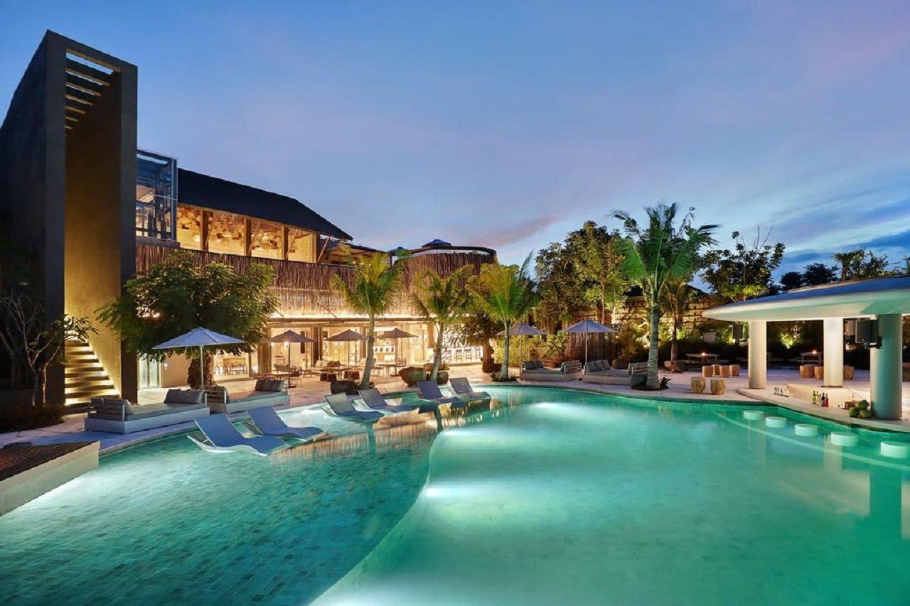 Cross Bali Breakers Hotel จิมบาราน ภายนอก รูปภาพ